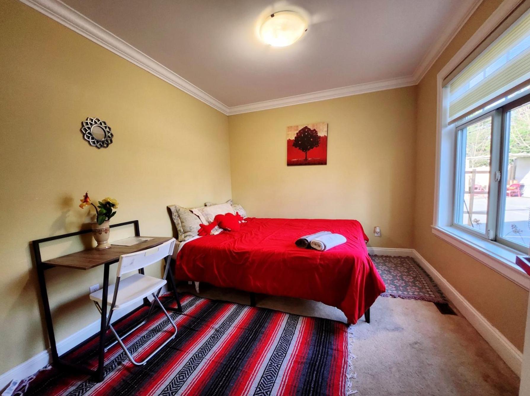 Empress Madani Palace Hotel Surrey Kültér fotó